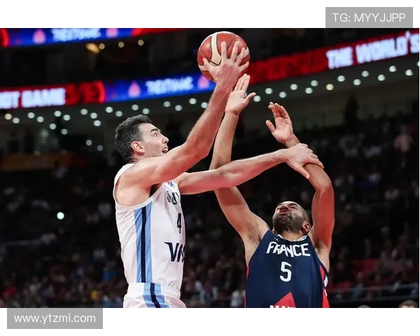 uzis篮球长裤穿搭（篮球长裤配什么鞋子）世界杯体育论坛